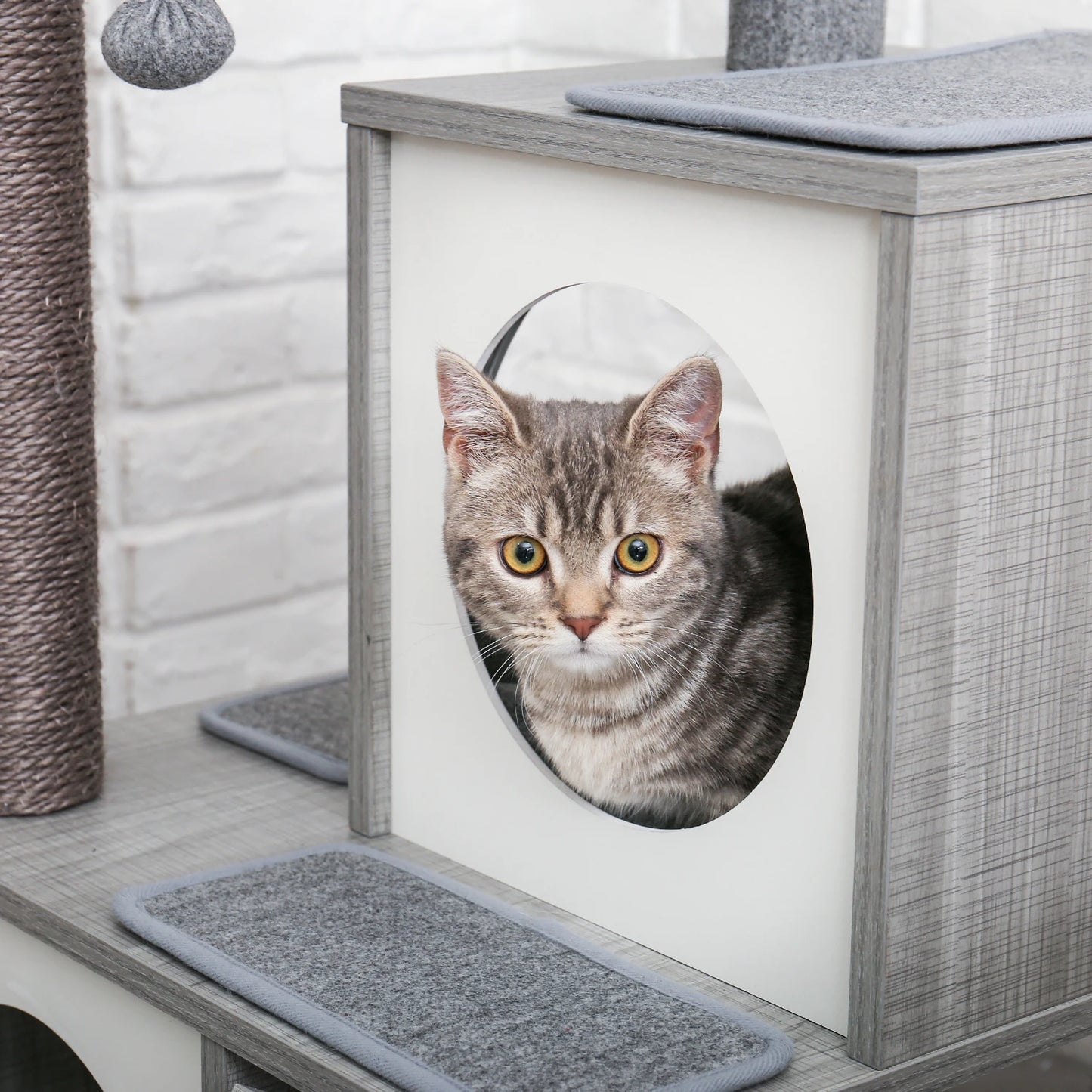 Wood Cat Scratcher Luxury Cat Tree Condo Kitten Nest Climbing Tower with Scratching Post Cat Toys Playing Platform House