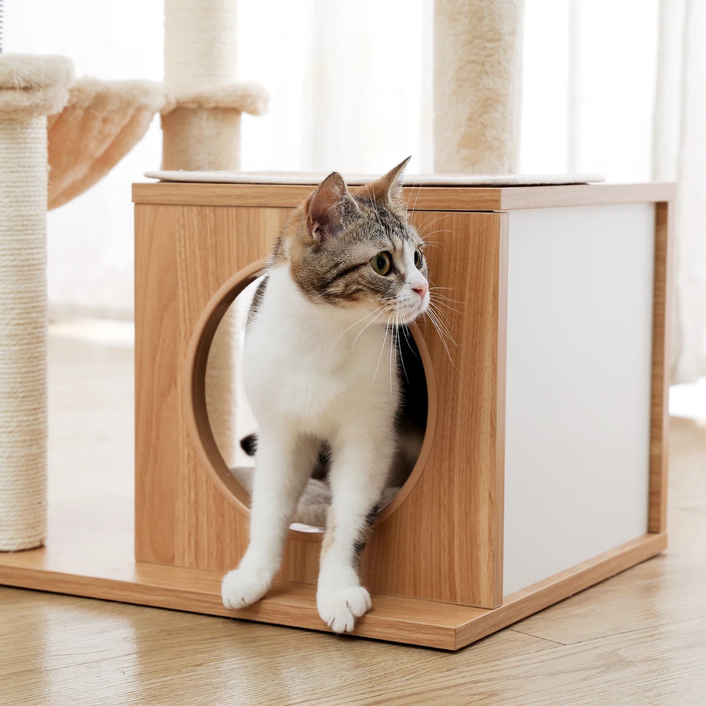 Wood Cat Scratcher Luxury Cat Tree Condo Kitten Nest Climbing Tower with Scratching Post Cat Toys Playing Platform House