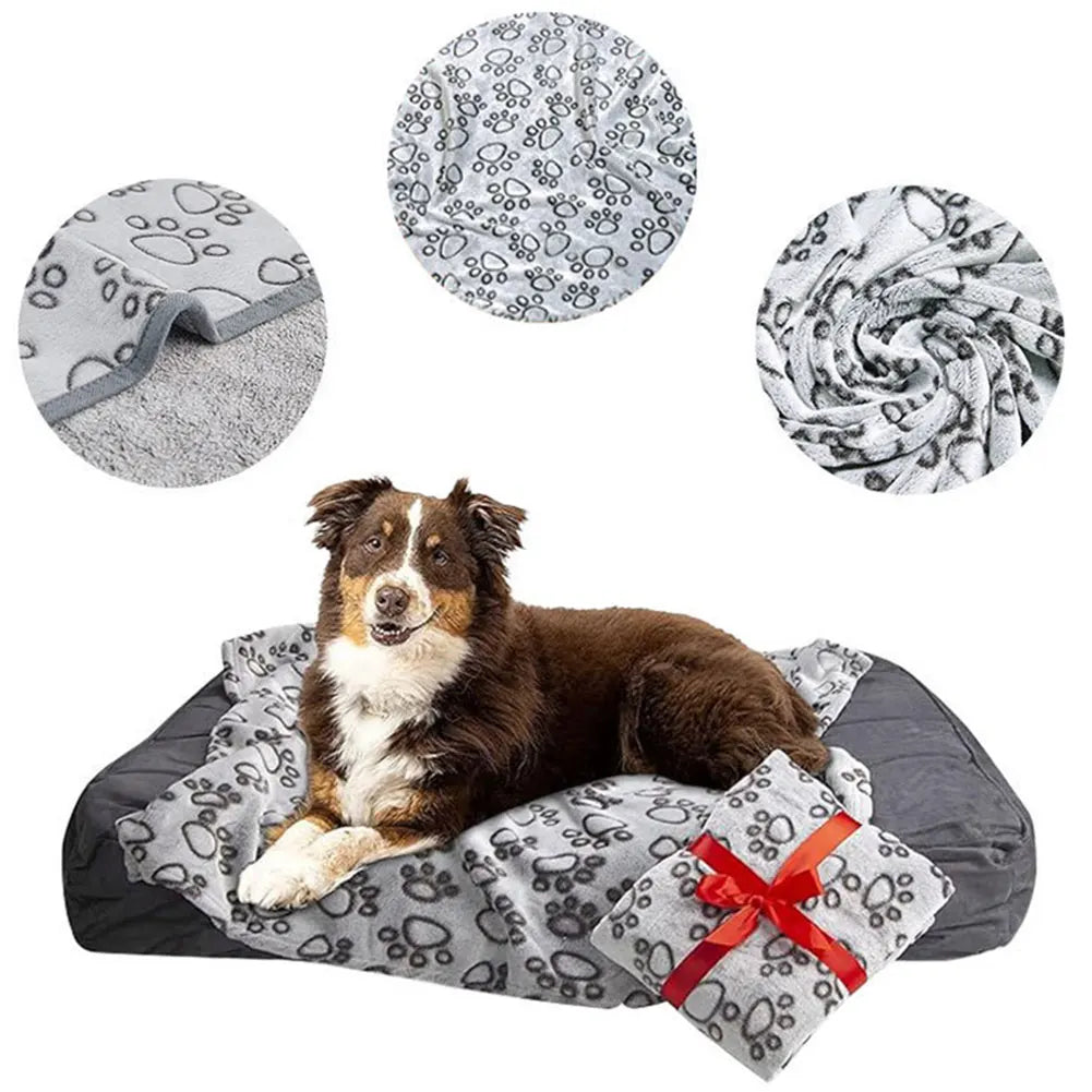Washable Pet Blanket Flannel Dog Blanket Paw Print for Dog Cat Soft Warm Blanket for Sofa Bed Car Seat